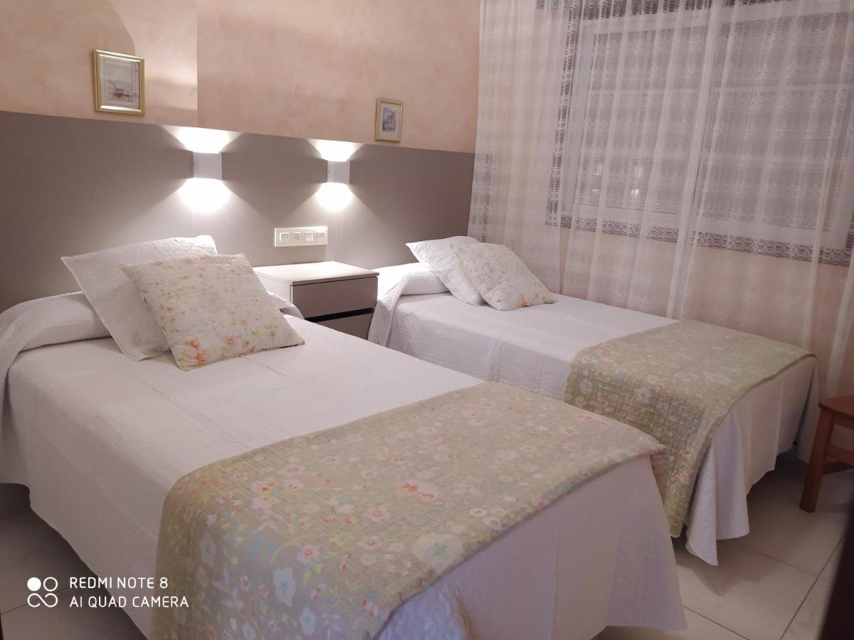 Apartamentos De Uso Turistico Fontina - Playa Montalvo - Sanxenx0 -Pontevedra سانكسينكسو المظهر الخارجي الصورة