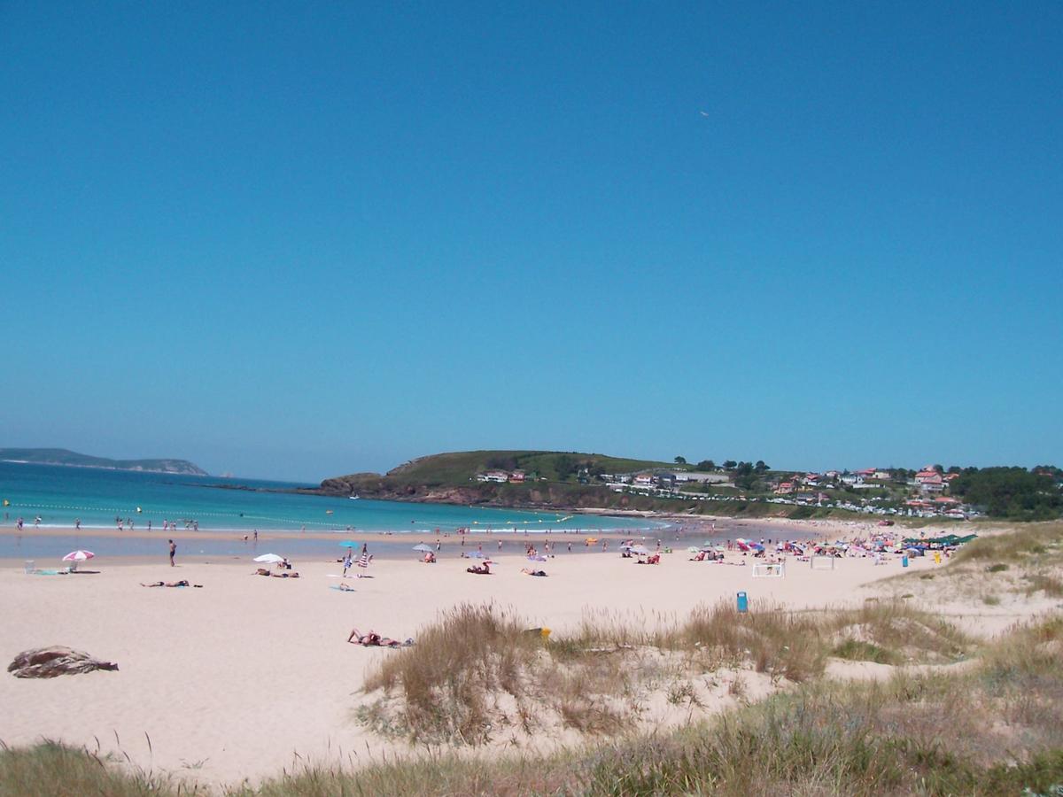 Apartamentos De Uso Turistico Fontina - Playa Montalvo - Sanxenx0 -Pontevedra سانكسينكسو المظهر الخارجي الصورة