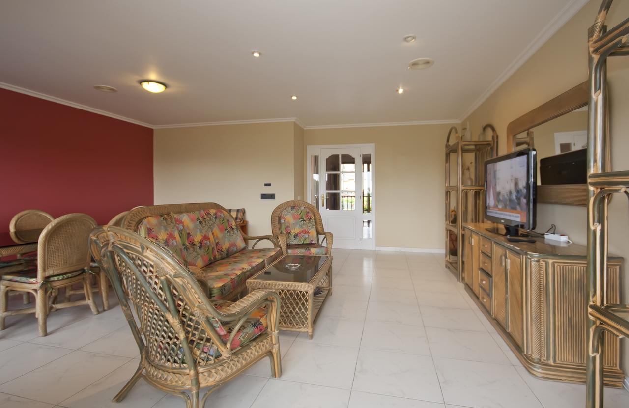 Apartamentos De Uso Turistico Fontina - Playa Montalvo - Sanxenx0 -Pontevedra سانكسينكسو المظهر الخارجي الصورة