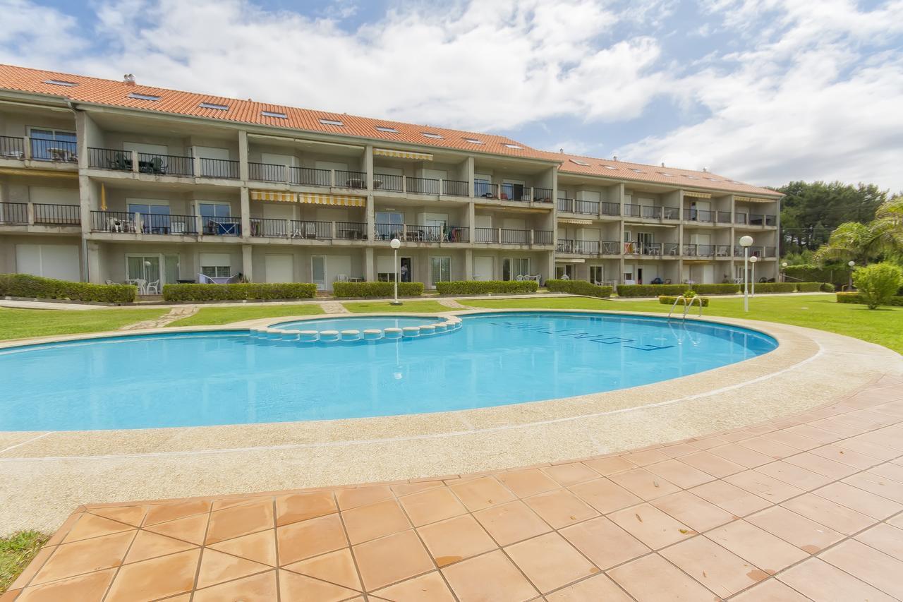 Apartamentos De Uso Turistico Fontina - Playa Montalvo - Sanxenx0 -Pontevedra سانكسينكسو المظهر الخارجي الصورة