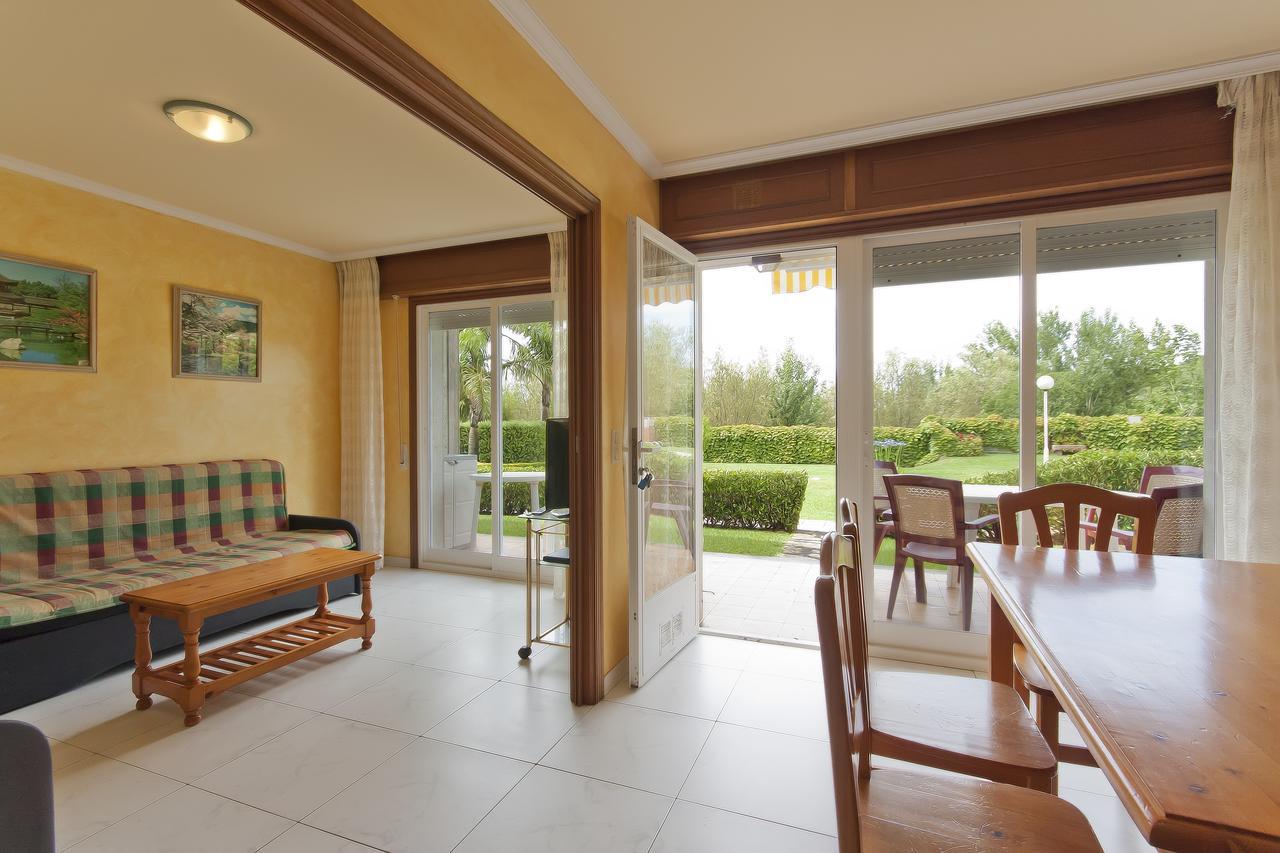 Apartamentos De Uso Turistico Fontina - Playa Montalvo - Sanxenx0 -Pontevedra سانكسينكسو المظهر الخارجي الصورة
