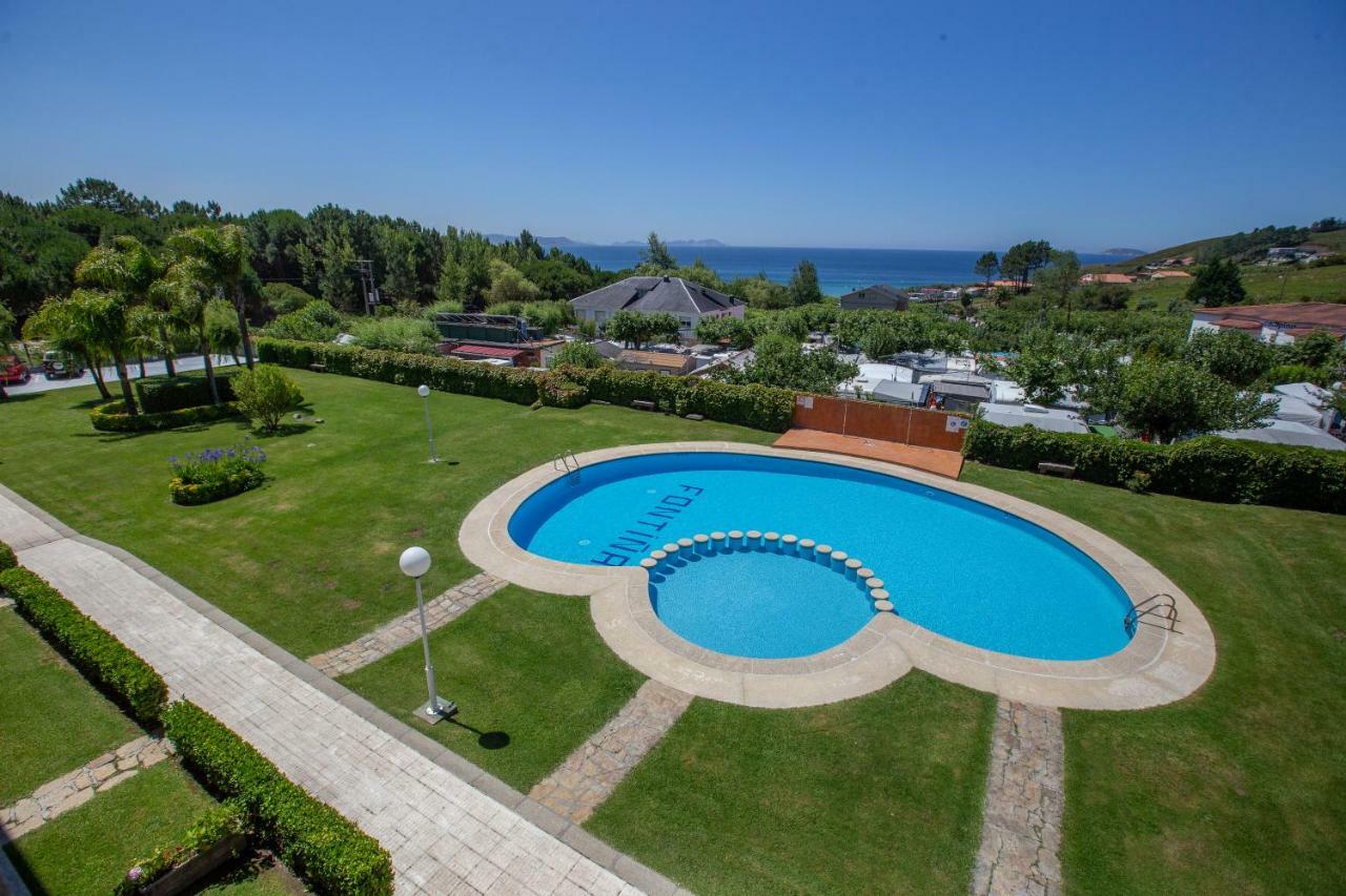 Apartamentos De Uso Turistico Fontina - Playa Montalvo - Sanxenx0 -Pontevedra سانكسينكسو المظهر الخارجي الصورة